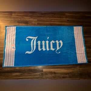 NWT Juicy Couture 6ft 100% Cotton Jacquard Beach Towel.